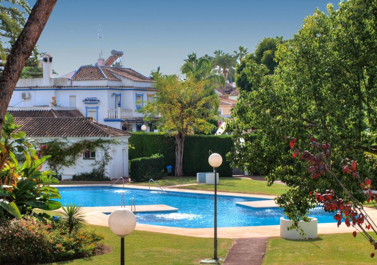 Sun Beach Apartment Estepona Buitenkant foto